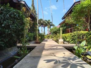 Gallery image of Lipa Bay Resort in Lipa Noi