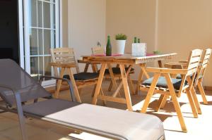 Fotografia z galérie ubytovania Bonito apartamento al lado de la playa con vistas al mar v destinácii Benalmádena