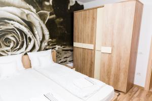 Galería fotográfica de Urban Retreat Luxury HideAway en Oradea