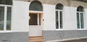 The facade or entrance of Superb 3 Apt Complex for 9P near Wiener Stadthalle
