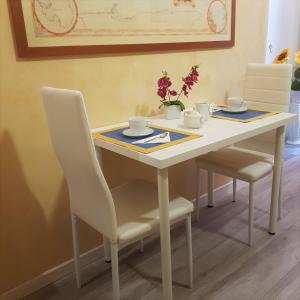 Gallery image of GIRASOLE SUITES in Rome