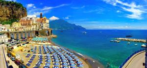 Et luftfoto af Alfieri Rooms - Amalfi coast