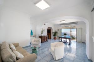 Posezení v ubytování Maresca Hotel Praiano