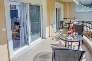 Balkón alebo terasa v ubytovaní Sun & Sea Luxury Apartment