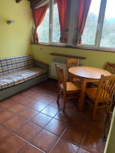 Gallery image of Les Vegues II in Santillán