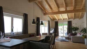Зона вітальні в Chalet Hackl