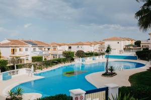 Bazén v ubytovaní Casa La Mata Parquemar alebo v jeho blízkosti
