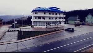 Budova, kde se aparthotel nachází