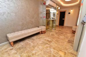 Posezení v ubytování Serai Hotel