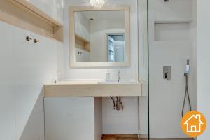 Kúpeľňa v ubytovaní Apartamenty Promenada Gwiazd 28 - visitopl