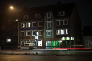 Budova, kde se hostel nachází + 11 fotografií