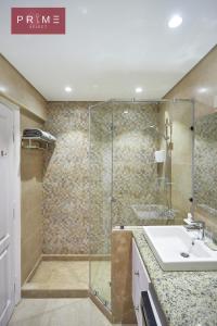Et badeværelse på Prime Select Arkadia Nile View