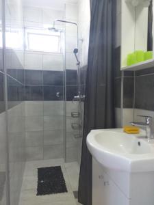 Kúpeľňa v ubytovaní Villa Dora ##2