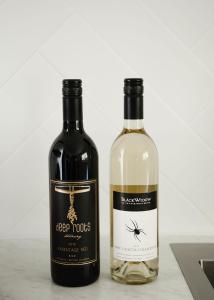 Photo de la galerie de l'établissement Naramata Courtyard Suites, à Naramata