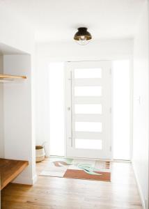 Photo de la galerie de l'établissement Naramata Courtyard Suites, à Naramata