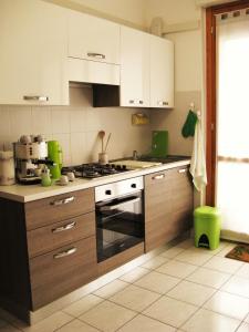Kuchnia lub aneks kuchenny w obiekcie Conero Green Homes