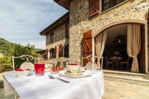 A balcony or terrace at Agriturismo dalla Mimmi