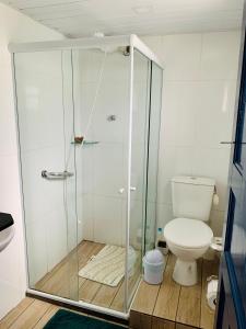 Ένα μπάνιο στο Cantinho dos Amigos