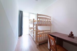 Posteľ alebo postele v izbe v ubytovaní Comfort 66 - Real-Life 3-Room Family Stay with 4 Beds