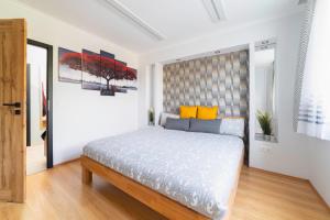 Posteľ alebo postele v izbe v ubytovaní Comfort 66 - Real-Life 3-Room Family Stay with 4 Beds
