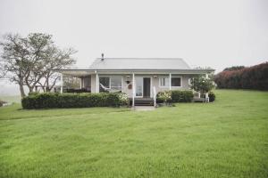 Taman di luar Milton Woodstock Homestead Luxury retreat with NEW 11M POOL just minutes from the beach