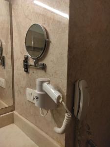 Hotel JSR Continental的一间浴室