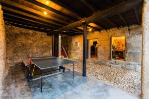 Stolní tenis v ubytování Quinta dos Campos - Apartamento 1 nebo okolí
