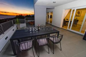Balkón alebo terasa v ubytovaní Penthouse With Panoramic View Ally