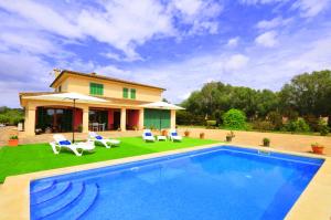 Villa Mallorca Paradise tesisinde veya buraya yakın yüzme havuzu