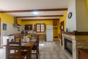 Kuchyňa alebo kuchynka v ubytovaní Casa Rural Ayacata