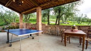 Tiện nghi bóng bàn gần/tại DIMORA SAN GERMANO 14, Emma Villas