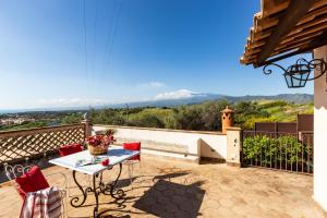 Balkon lub taras w obiekcie Villa Alba 12, Emma Villas