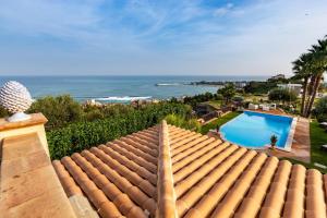 Basen w obiekcie Villa Alba 12, Emma Villas lub w pobliżu