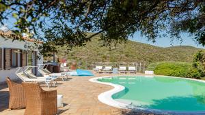 Villa Ilaria 8, Emma Villas tesisinde veya buraya yakın yüzme havuzu