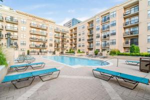 Gallery image of 2BR Executive Suite With Pool, Gym and Fast Wi-Fi By ENVITAE in Dallas