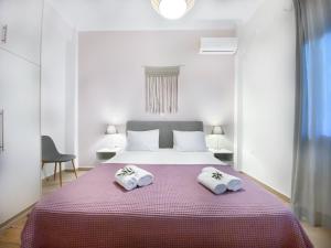 A bed or beds in a room at Beautiful house by the sea