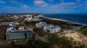 an aerial view of a city and the ocean at ApartPark Albus1 in Świnoujście