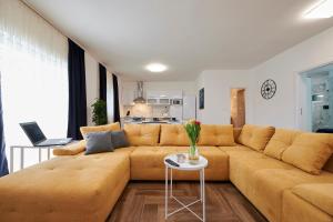 Posezení v ubytování New 4* apartman Zoa in Trogir