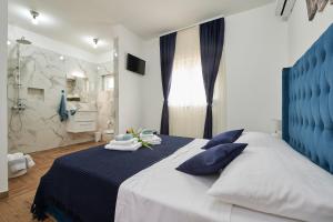 Koupelna v ubytování New 4* apartman Zoa in Trogir