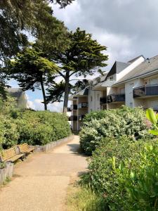 Foto da galeria de Appartement t2 , bord de mer, accès direct plage em Saint-Nazaire