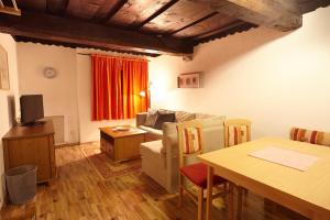 Istumisnurk majutusasutuses Ski- und Wander Appartements Schiffer