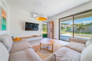 Gallery image of Increteblue Suites in Plakias