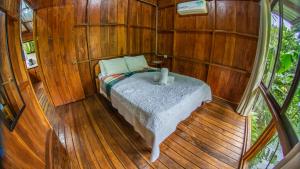 Vuode tai vuoteita majoituspaikassa Cabañas del Lago