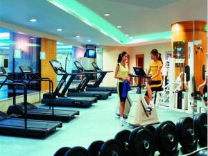 Fitnesa centrs un/vai fitnesa iespējas naktsmītnē Wyndham Grand Plaza Royale Palace Chengdu