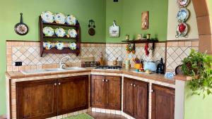 A kitchen or kitchenette at Villa Chiara
