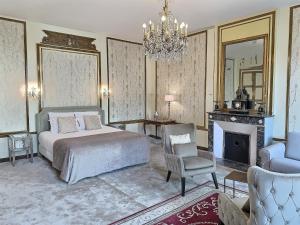 Gallery image of Le Tardif, Noble Guesthouse in Bayeux