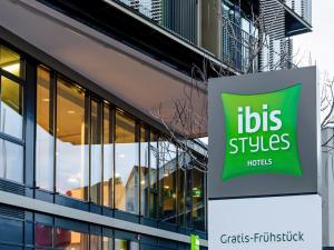 Certifikát, hodnocení, plakát nebo jiný dokument vystavený v ubytování ibis Styles Nagold-Schwarzwald
