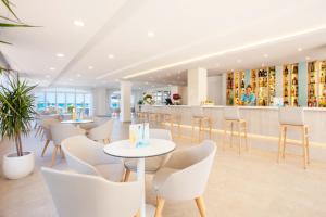 Nápoje v ubytování Grupotel Dunamar