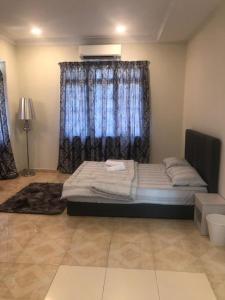 Легло или легла в стая в NICE HOME VILLA, Bandar Country Homes, Rawang