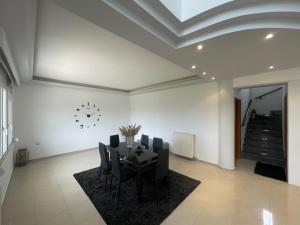 Posedenie v ubytovaní Villa Epavlis Haraki